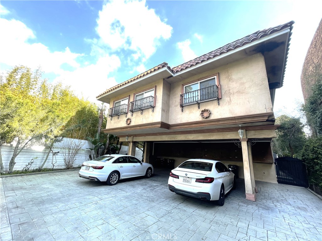 11370 Sunset Boulevard, Unit E Los Angeles, CA 90049 - Photo 1 of 23