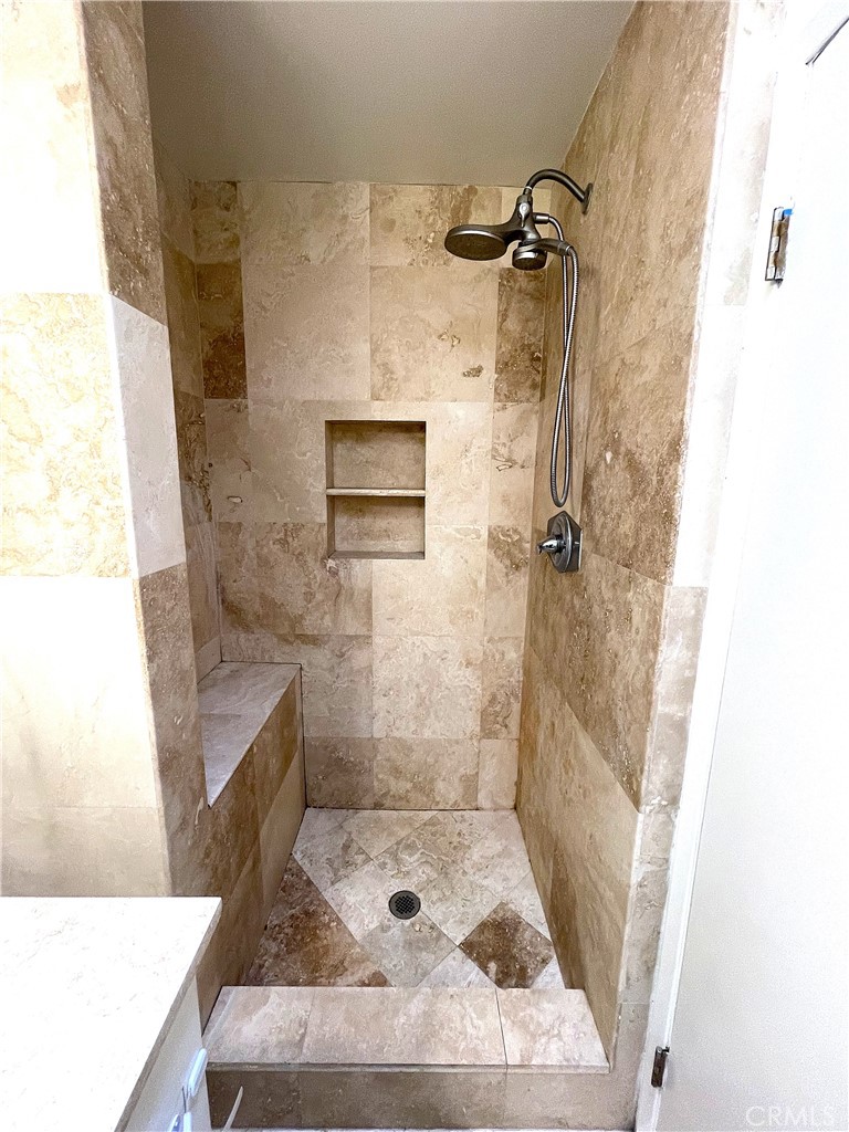 11370 Sunset Boulevard, Unit E Los Angeles, CA 90049 - Photo 18 of 23