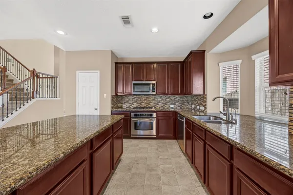 $3,250 | 27110 Kelsey Woods Court, Cypress, TX 77433
