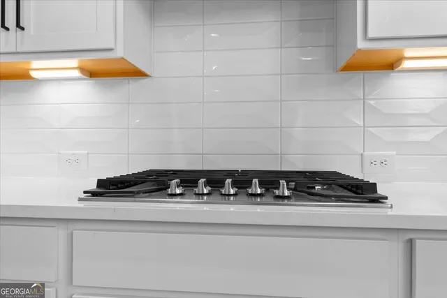 a close view of sink