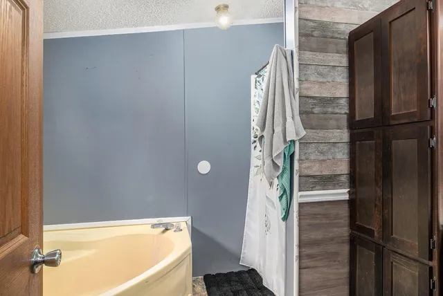 $215,000 | 8833 Paw Paw Trail, Howard City, MI 49329