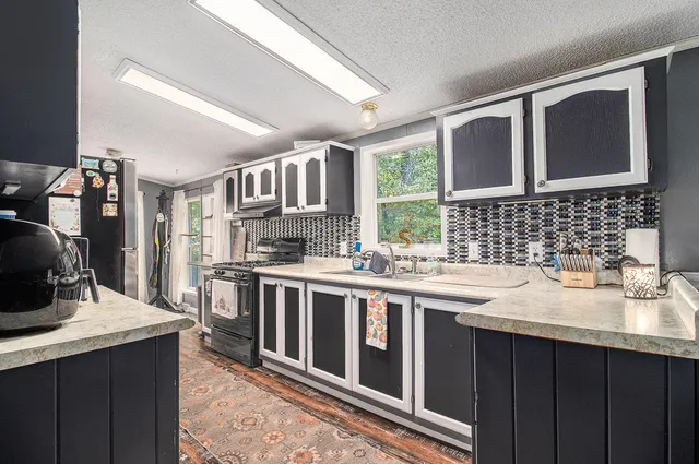 $215,000 | 8833 Paw Paw Trail, Howard City, MI 49329