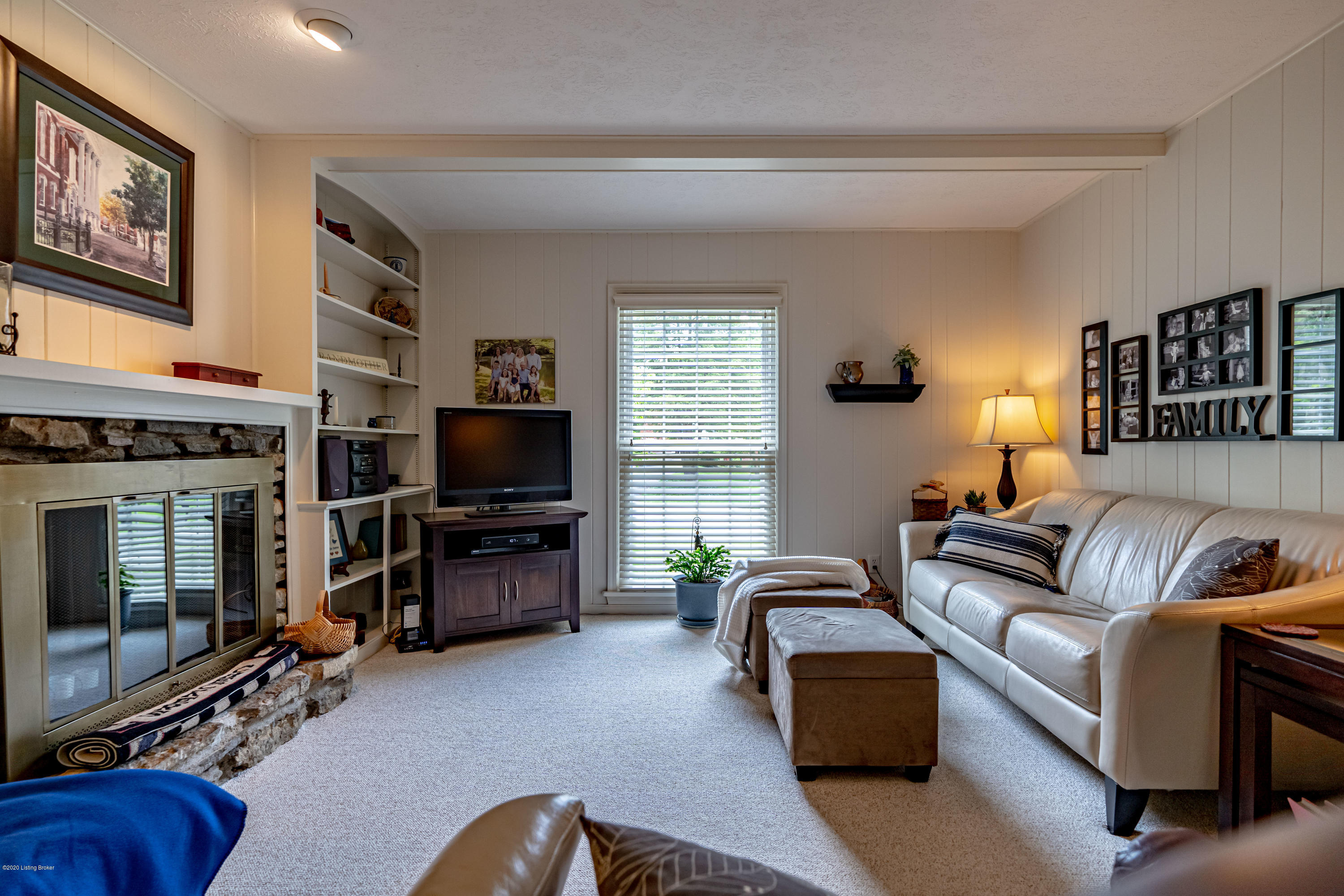 8933 La Costa Road Louisville, KY 40299 - Photo 2 of 64 DSC01148