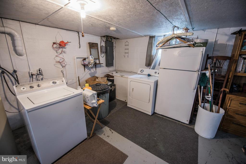 688 Minebank Road Middletown, VA 22645 - Photo 22 of 30 Interior (General)