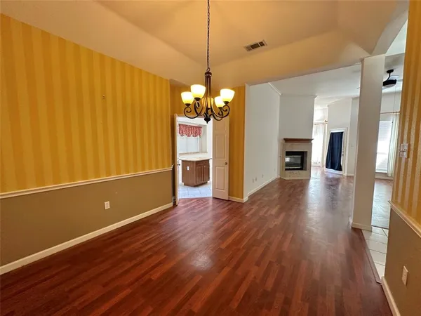 $2,300 | 4938 Water Oak Drive, Grand Prairie, TX 75052