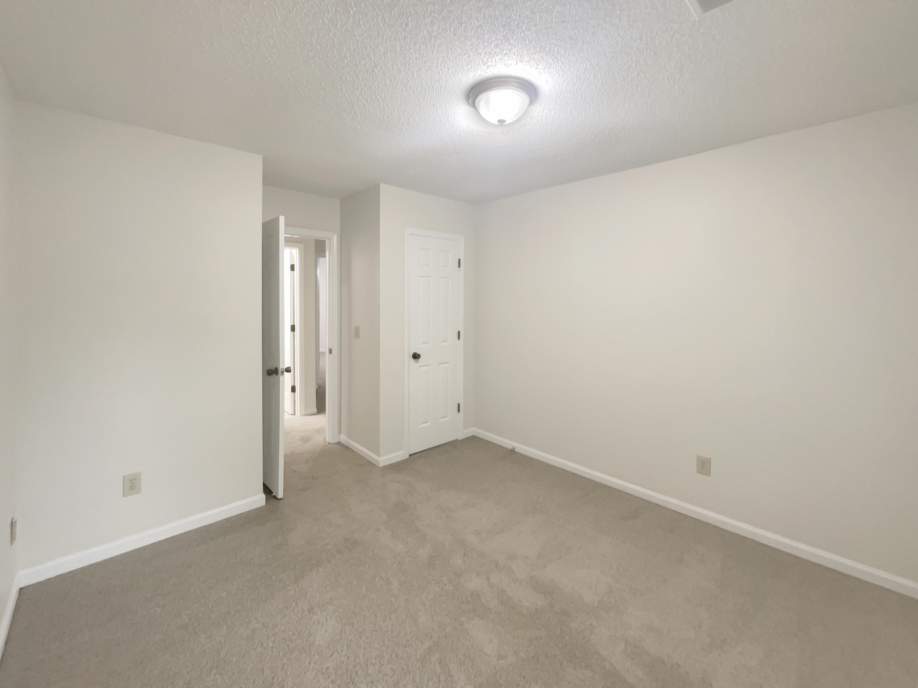 104 Hamlet Road Summerville, SC 29485 - Photo 11 of 17 listing_9
