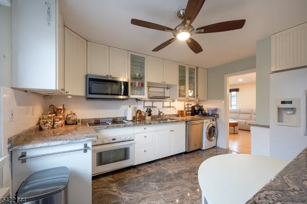 $2,700 | 92 Troy Drive, Unit 92D, Springfield, NJ 07081