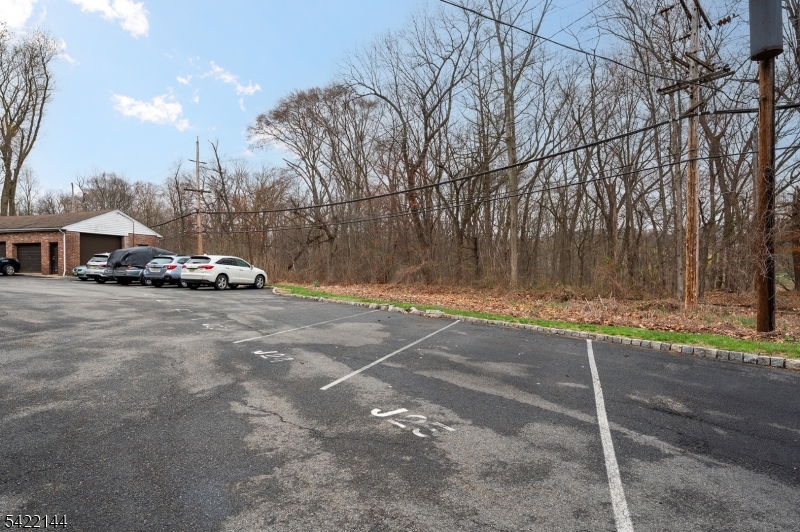 92 Troy Drive, Unit 92D Springfield, NJ 07081 - Photo 14 of 17