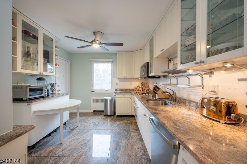 92 Troy Drive, Unit 92D Springfield, NJ 07081 - Photo 2 of 17