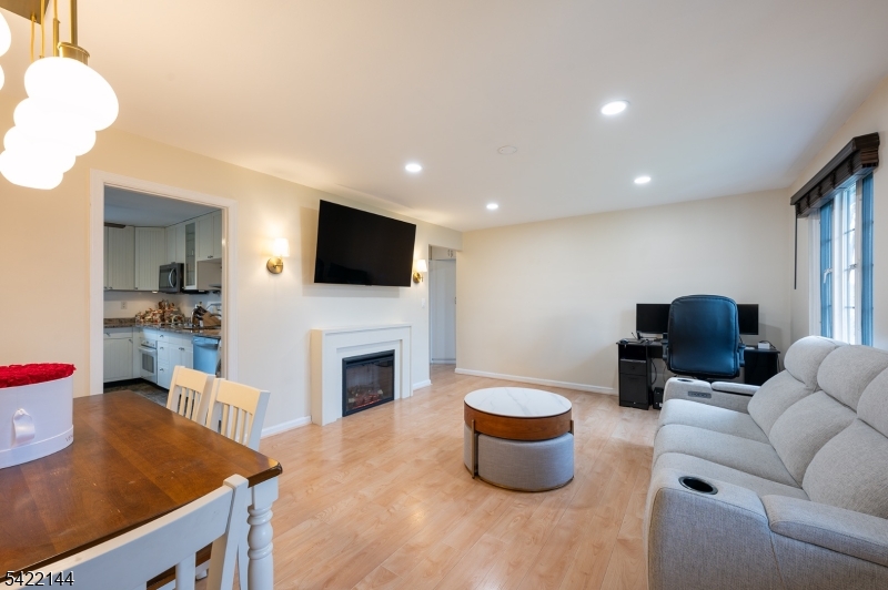 92 Troy Drive, Unit 92D Springfield, NJ 07081 - Photo 9 of 17