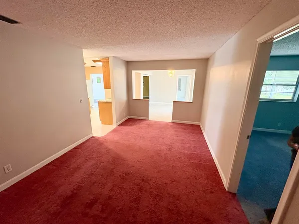 $2,500 | 1508 Southwest 22nd Avenue, Boynton Beach, FL 33426