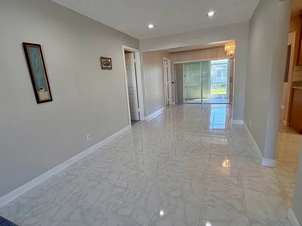 $2,500 | 1508 Southwest 22nd Avenue, Boynton Beach, FL 33426