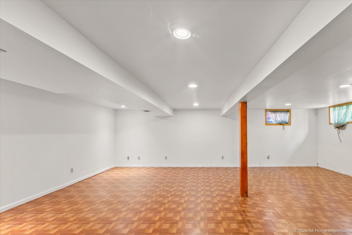 18847 May Avenue Homewood, IL 60430 - Photo 20 of 26 a view of an empty room