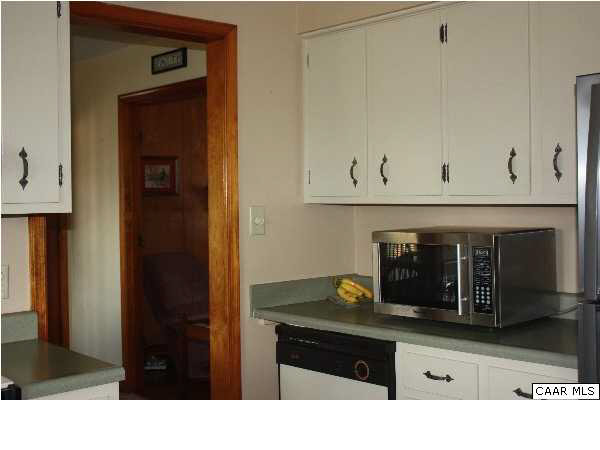 541 Afton Mountain Road Afton, VA 22920 - Photo 10 of 25 Gallery Image 10