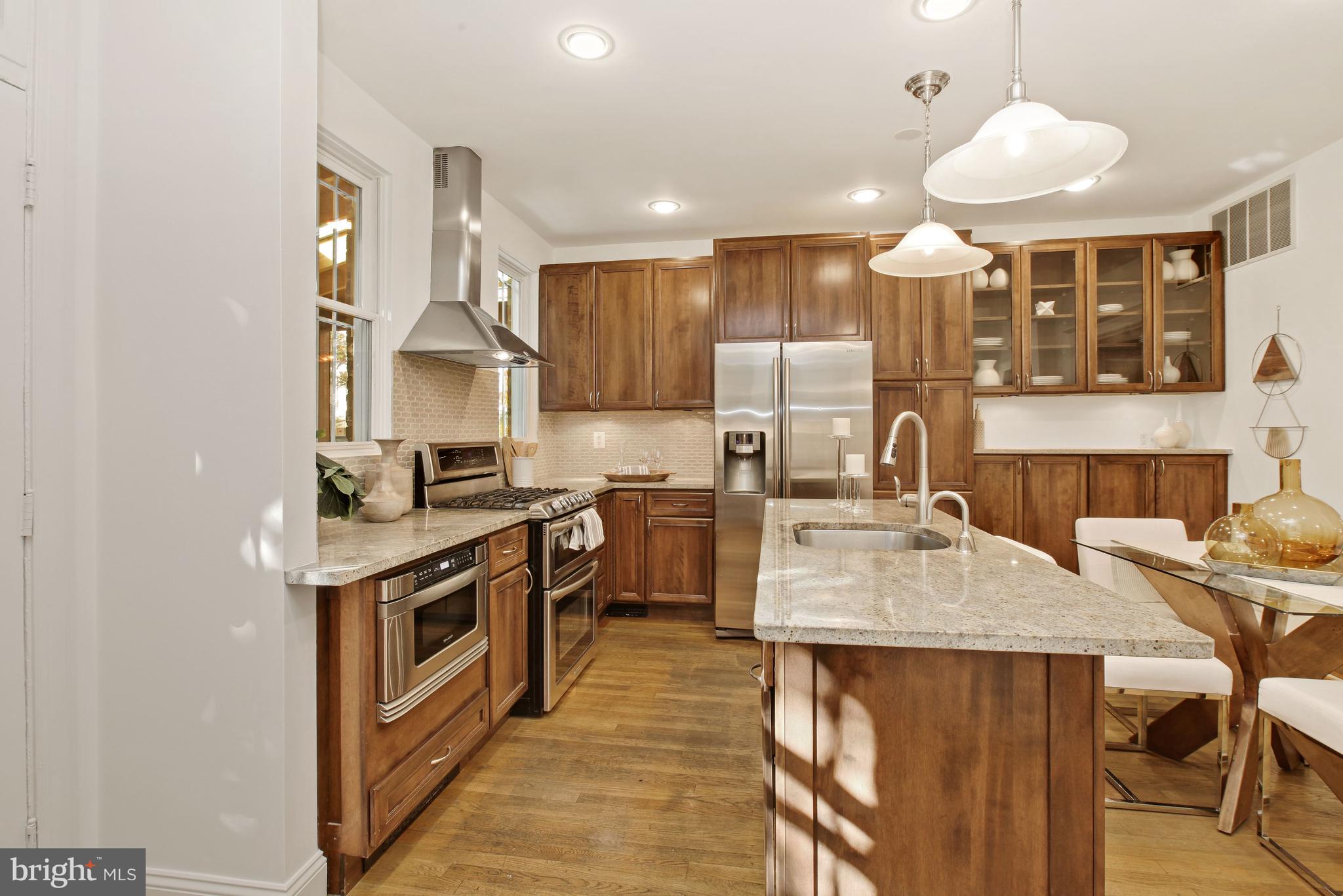 404 7th Street Northeast Washington, DC 20002 - Photo 10 of 55 Kitchen Island