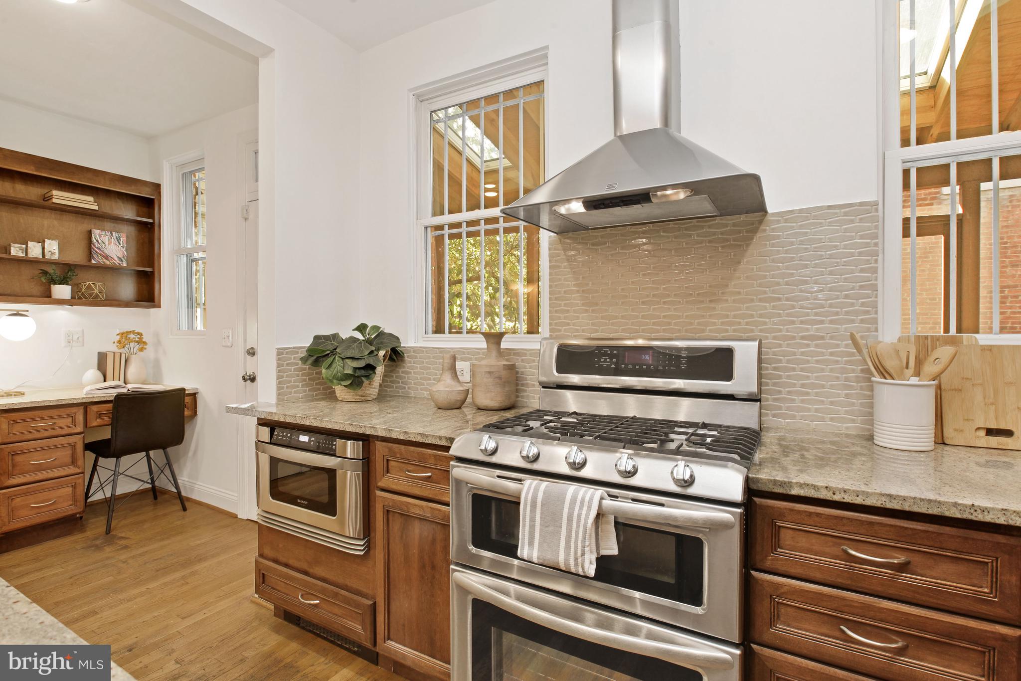 404 7th Street Northeast Washington, DC 20002 - Photo 12 of 55 Kitchen