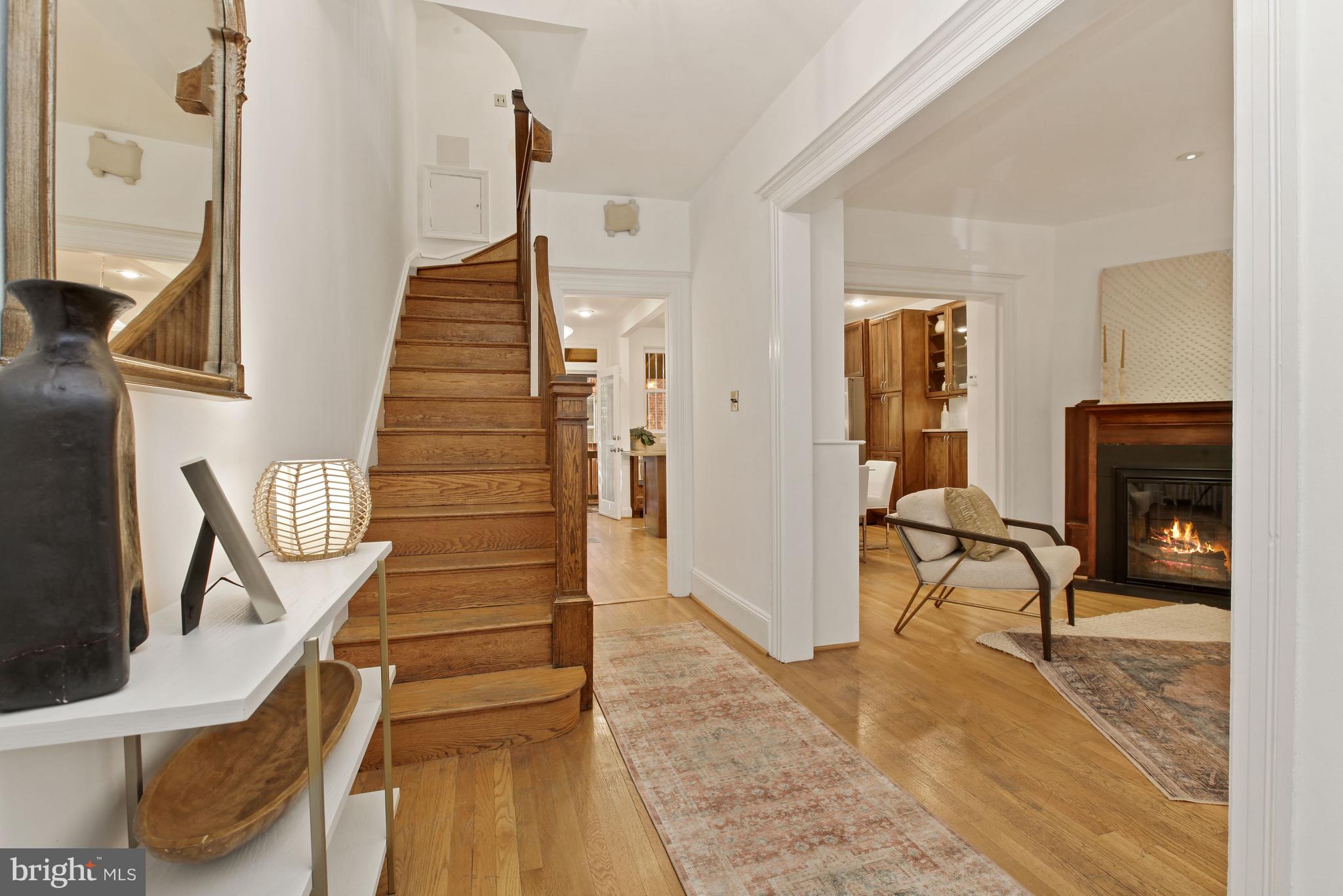 404 7th Street Northeast Washington, DC 20002 - Photo 3 of 55 Entry