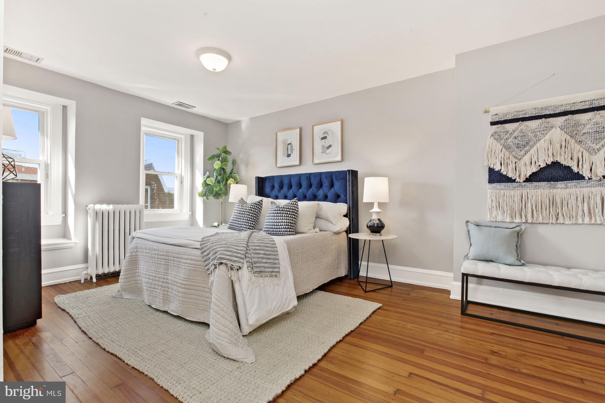 404 7th Street Northeast Washington, DC 20002 - Photo 28 of 55 Top Floor Principal Suite