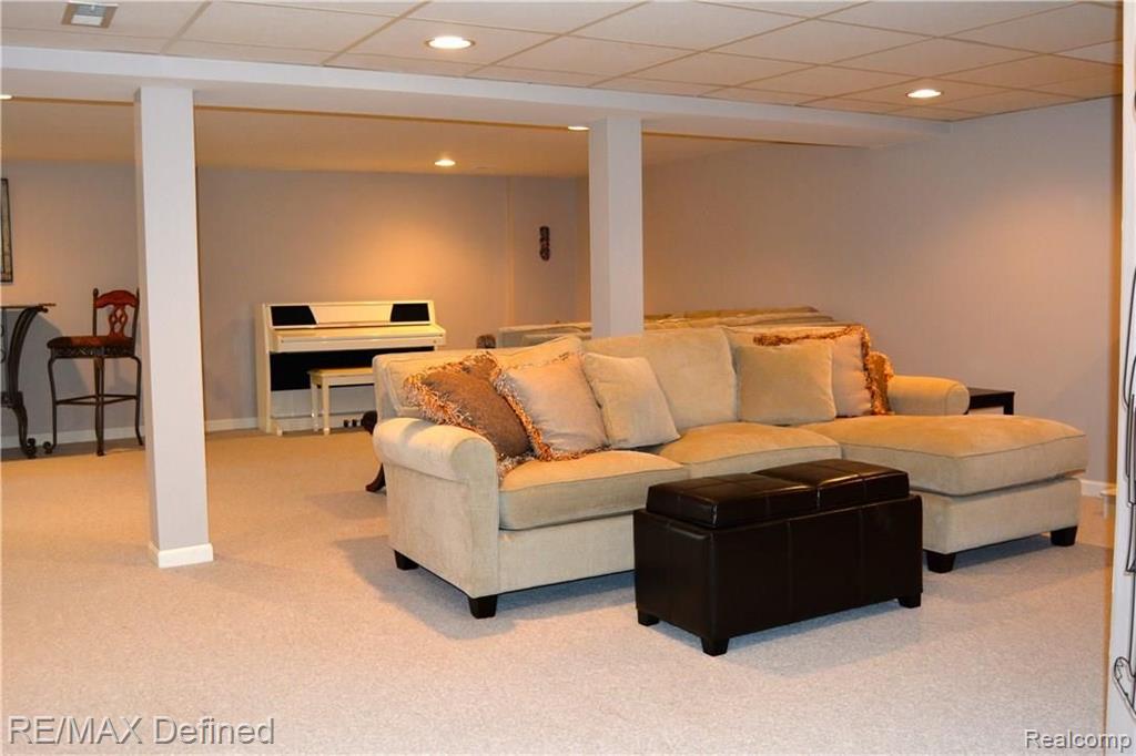 1216 Bembridge Drive Rochester Hills, MI 48307 - Photo 40 of 46