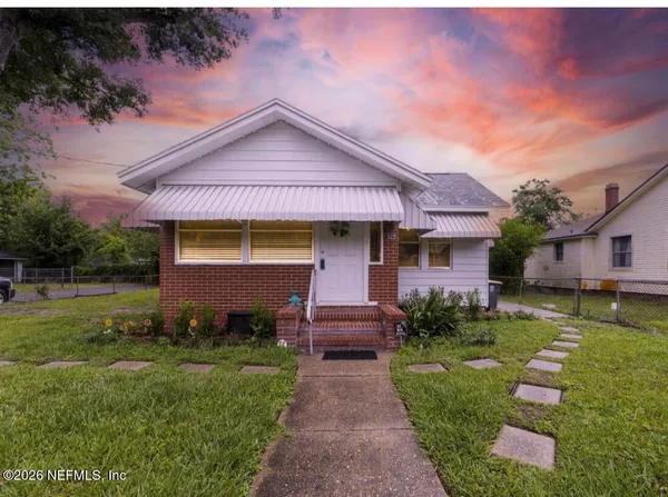 $189,900 | 325 Chestnut Drive, Jacksonville, FL 32208