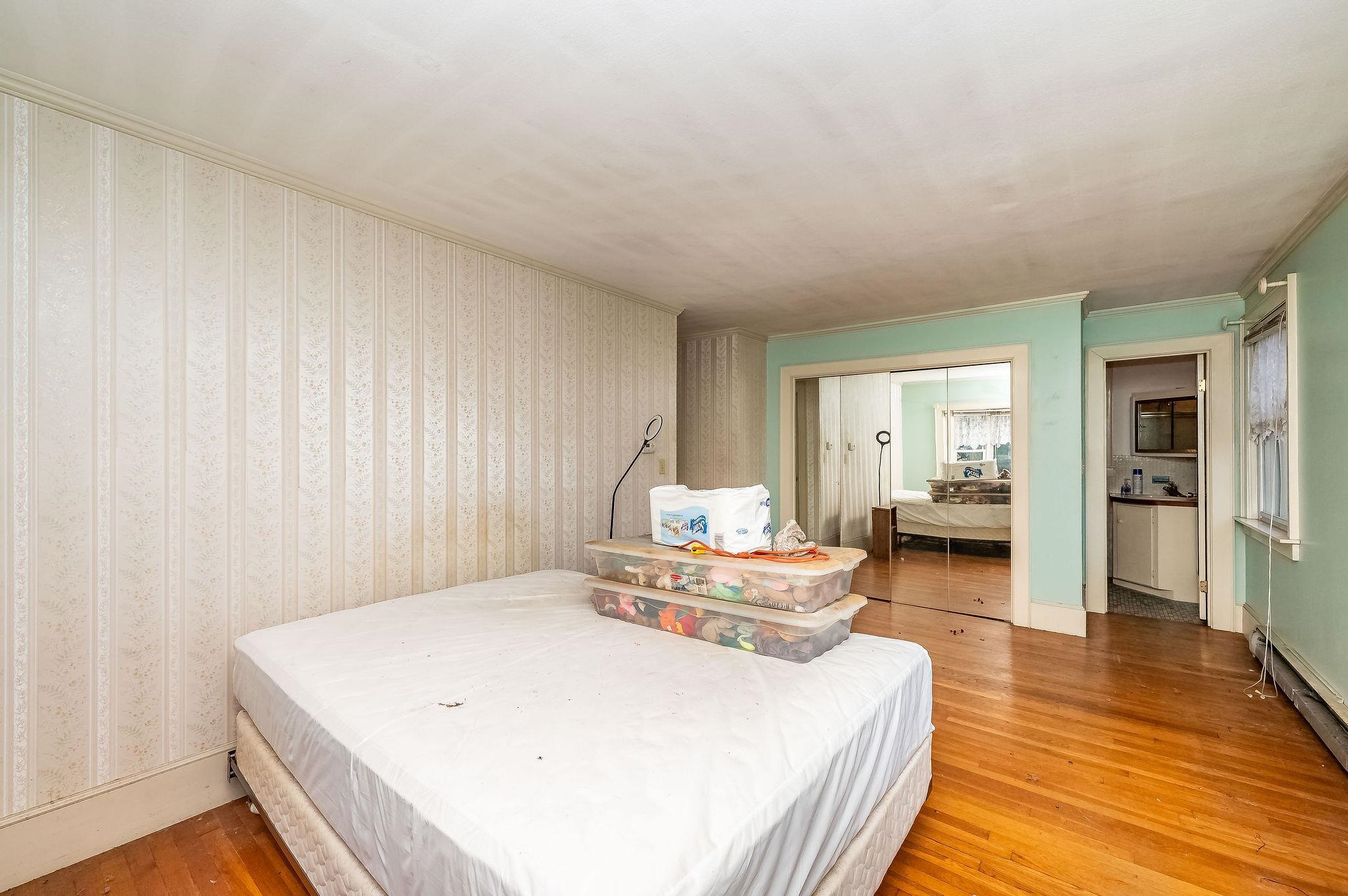 1 Exeter Road Kingston, NH 03848 - Photo 14 of 47