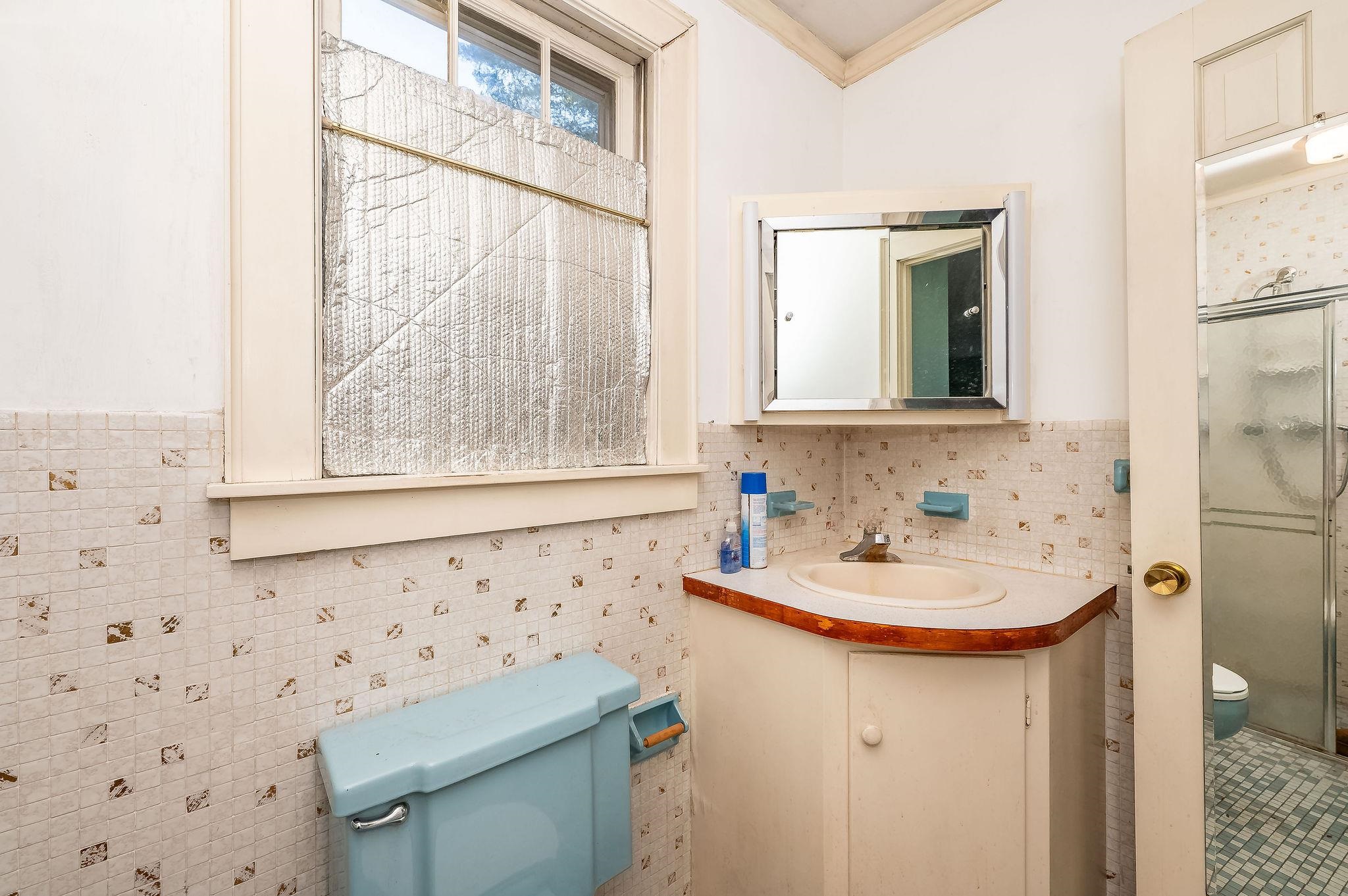 1 Exeter Road Kingston, NH 03848 - Photo 18 of 47