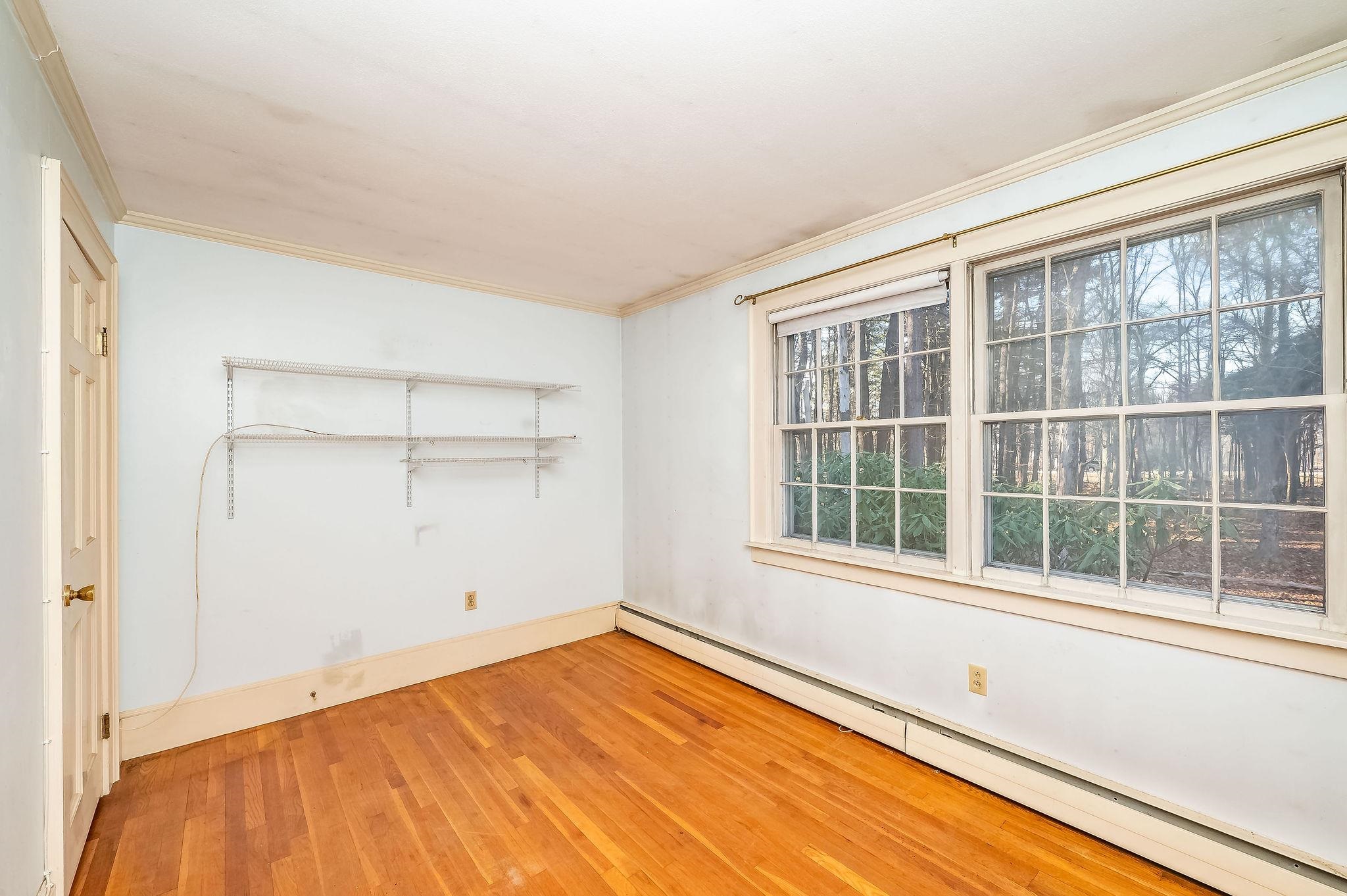 1 Exeter Road Kingston, NH 03848 - Photo 22 of 47