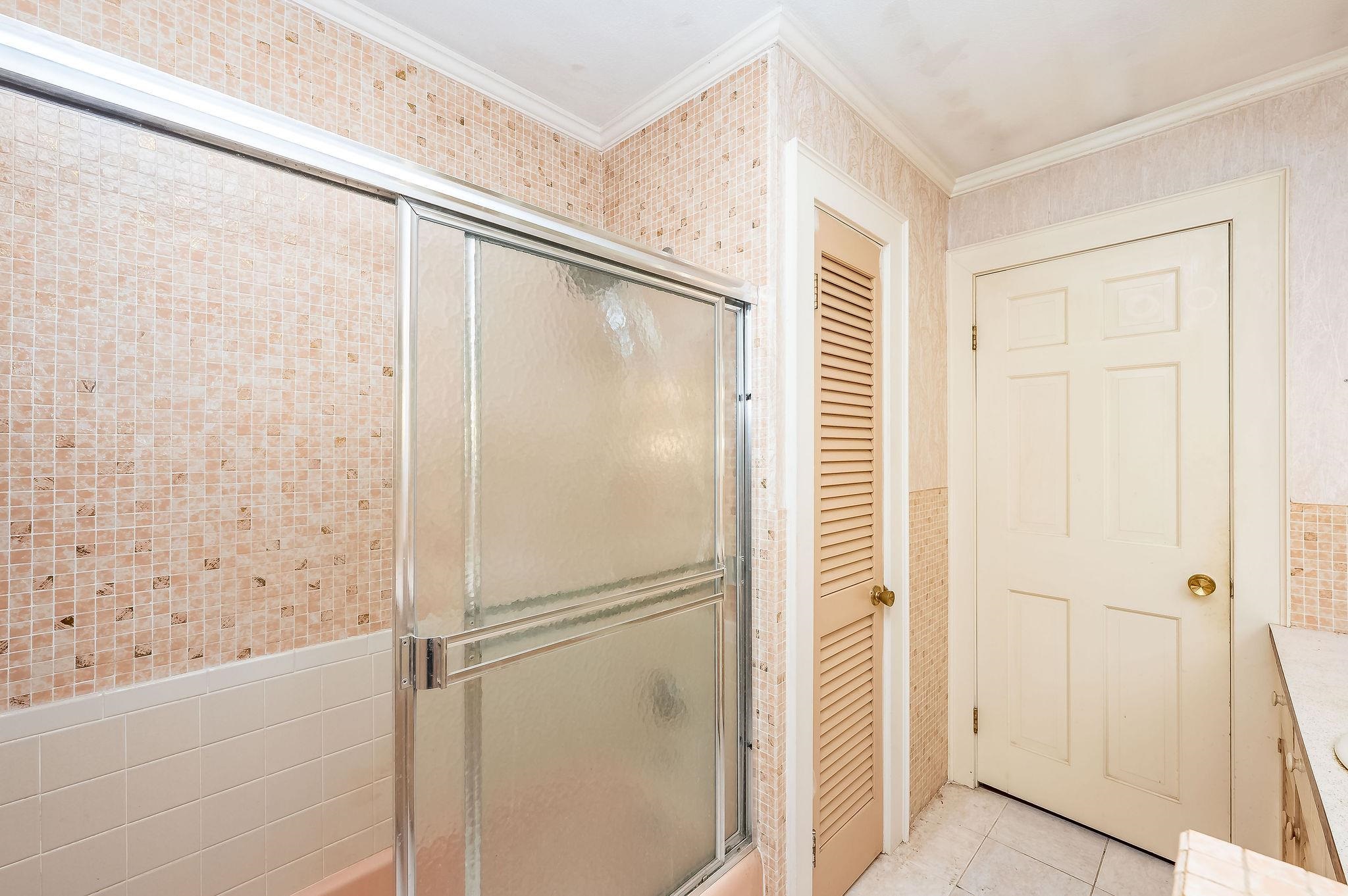 1 Exeter Road Kingston, NH 03848 - Photo 25 of 47