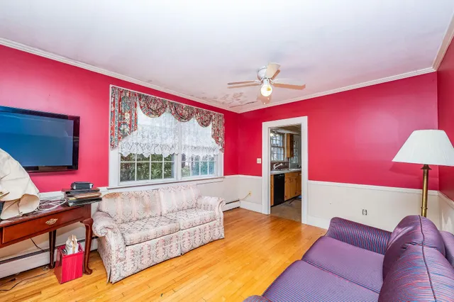 $545,000 | 1 Exeter Road, Kingston, NH 03848