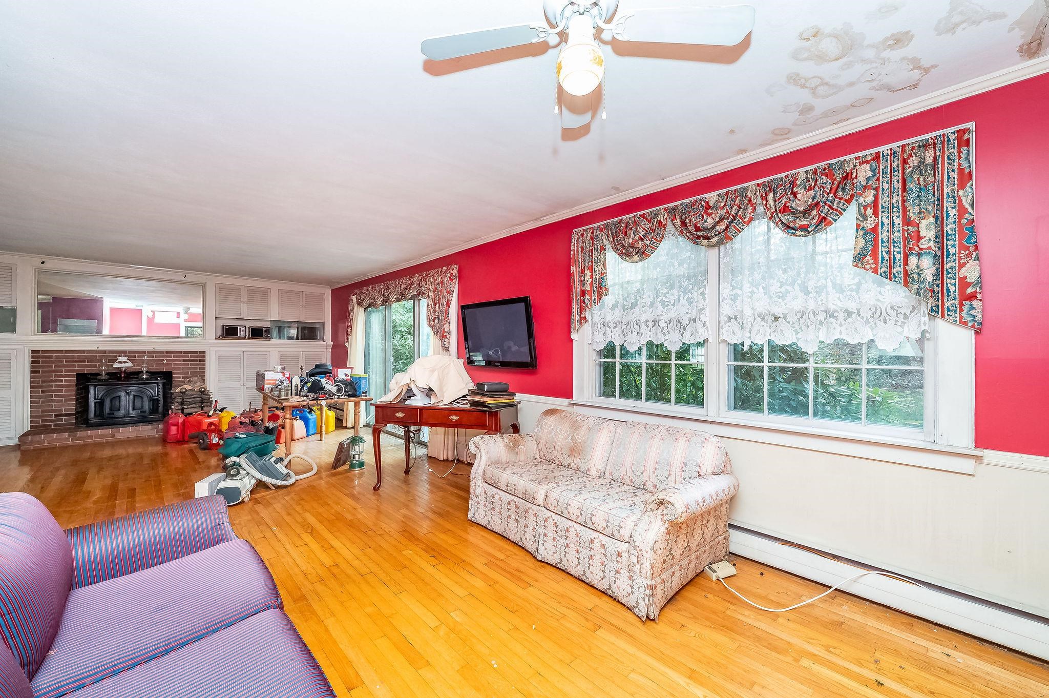 1 Exeter Road Kingston, NH 03848 - Photo 35 of 47