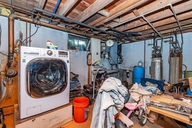 $545,000 | 1 Exeter Road, Kingston, NH 03848