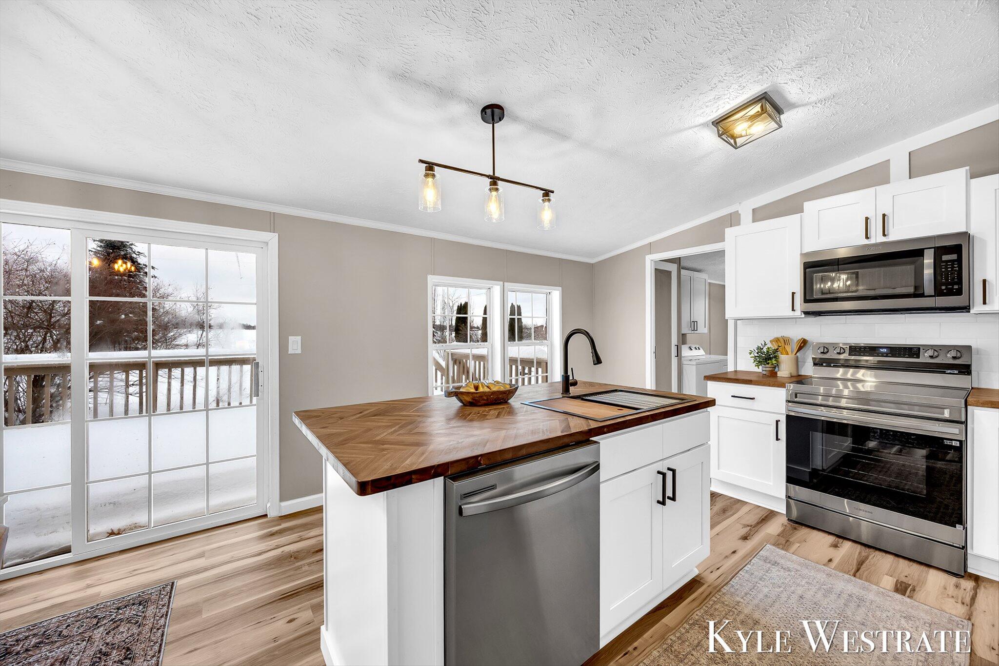 1019 Vining Road Greenville, MI 48838 - Photo 13 of 29 05-K1J10280