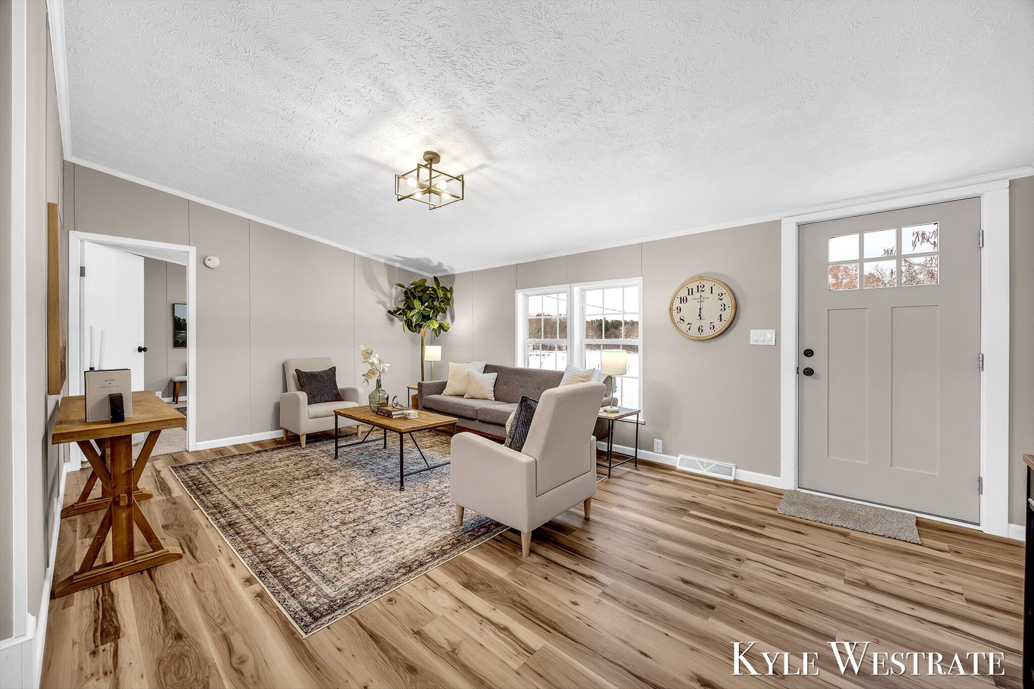 1019 Vining Road Greenville, MI 48838 - Photo 6 of 29 11-K1J10235