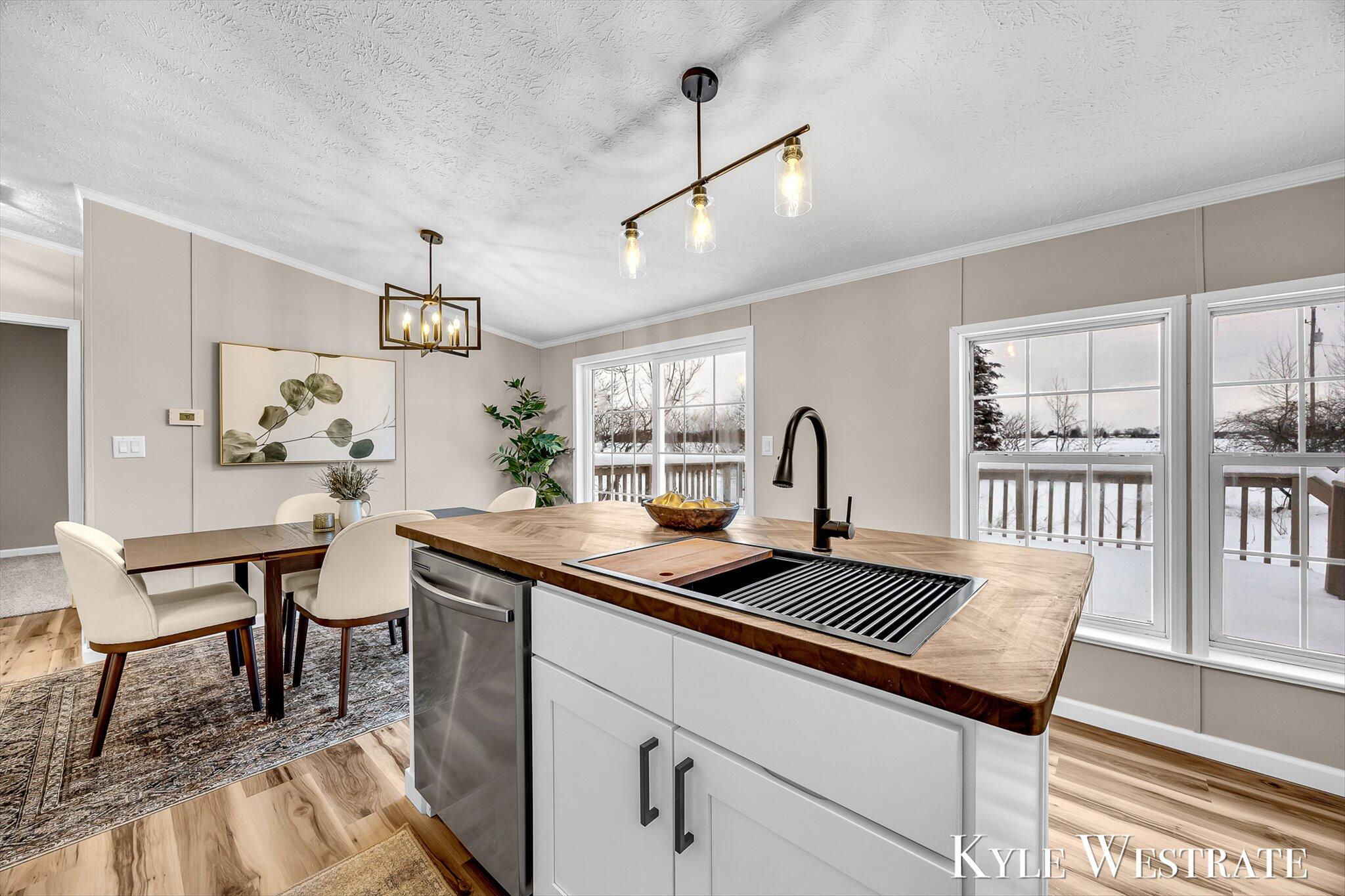 1019 Vining Road Greenville, MI 48838 - Photo 10 of 29 08-K1J10310