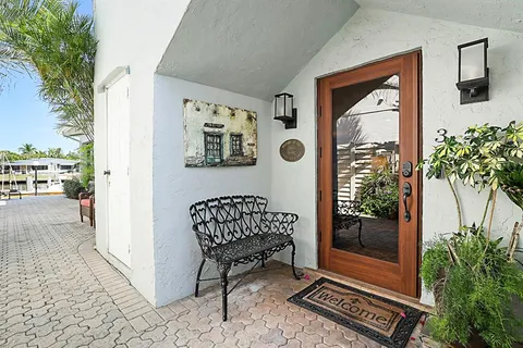 $698,000 | 2743 Northeast 28th Court, Unit 3, Lighthouse Point, FL 33064