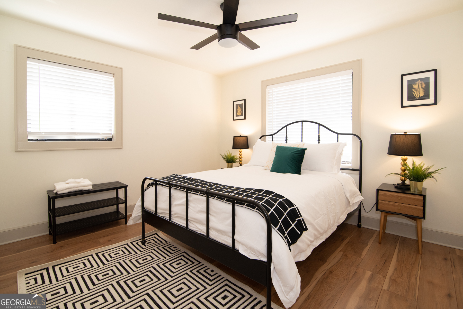 907 White Street Southwest, Unit 2 Atlanta, GA 30310 - Photo 4 of 26