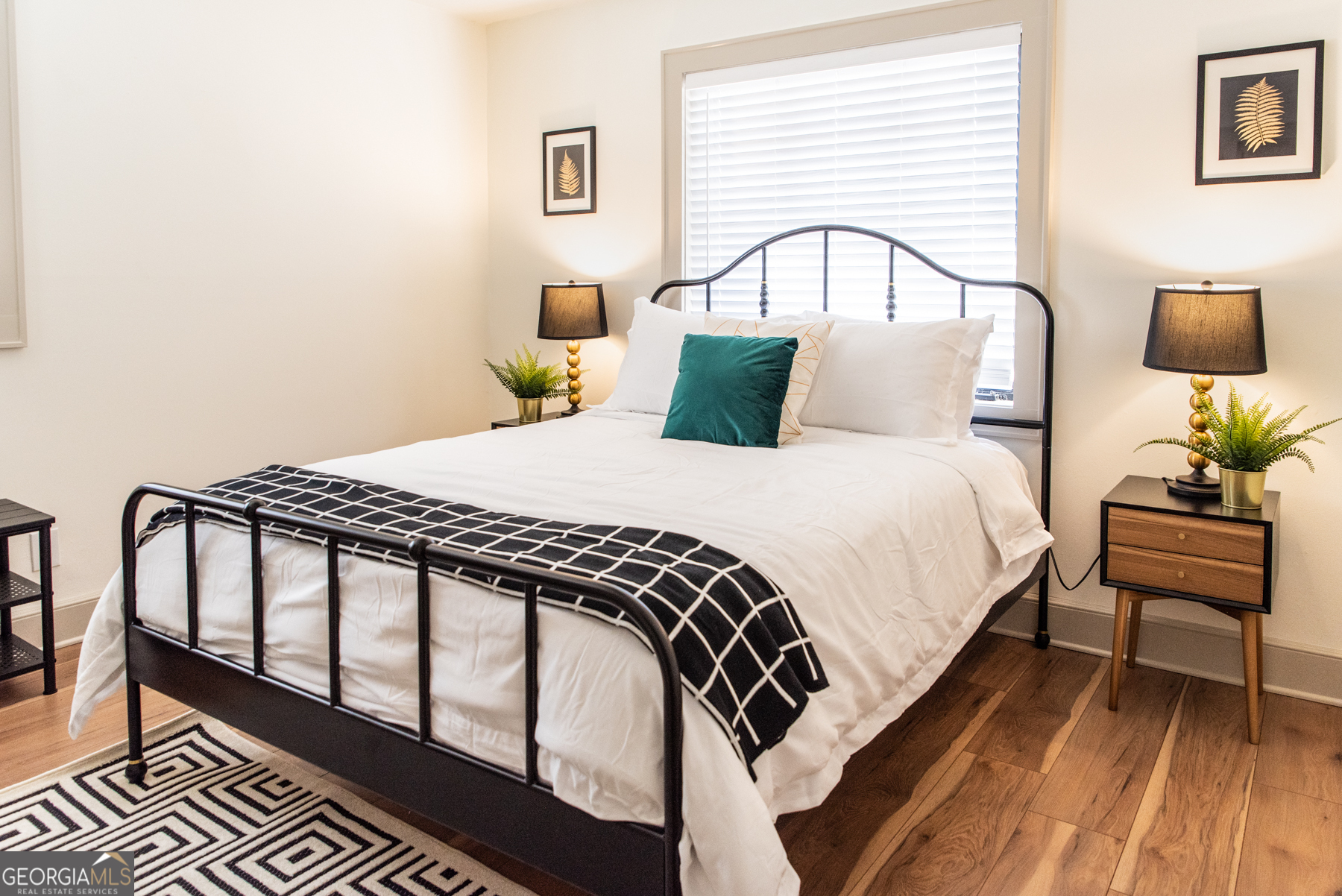 907 White Street Southwest, Unit 2 Atlanta, GA 30310 - Photo 9 of 26