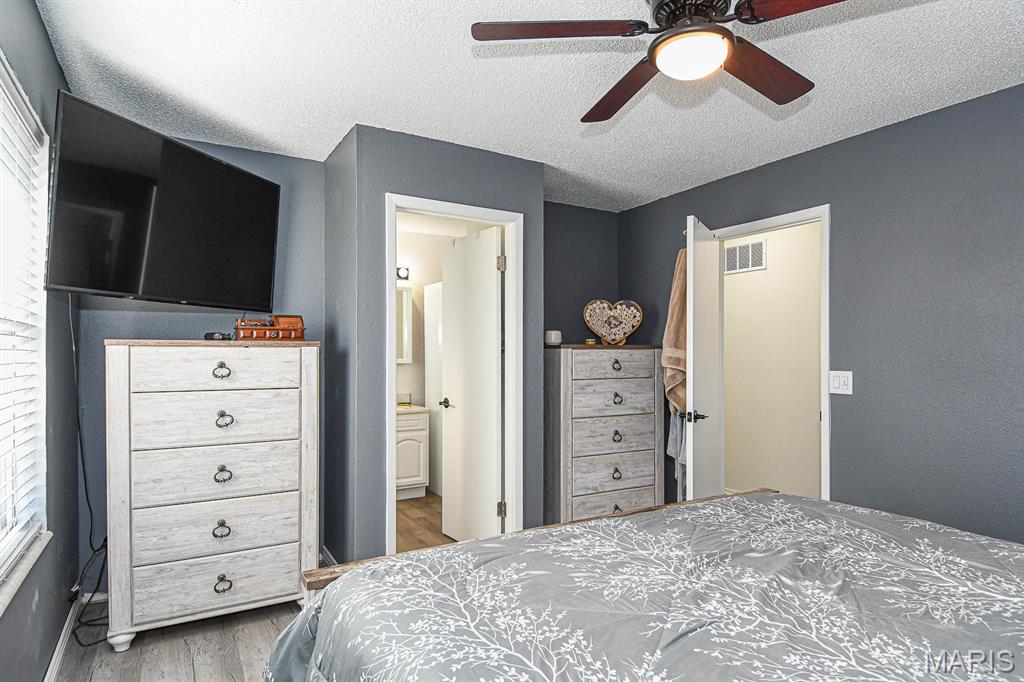 5408 Gloucester Road High Ridge, MO 63049 - Photo 12 of 29