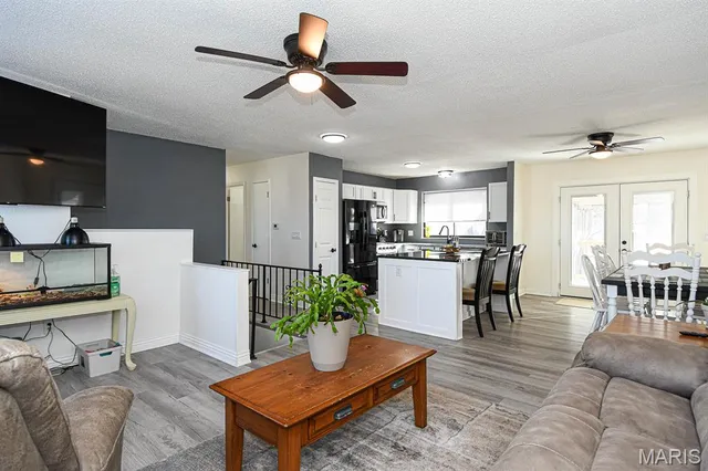 $259,000 | 5408 Gloucester Road, High Ridge, MO 63049