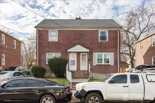 $318,500 | 184 Lawrence Street, New Brunswick, NJ 08901