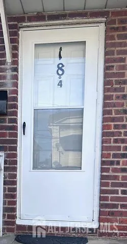 $318,500 | 184 Lawrence Street, New Brunswick, NJ 08901