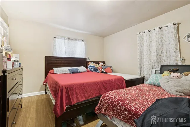 $318,500 | 184 Lawrence Street, New Brunswick, NJ 08901