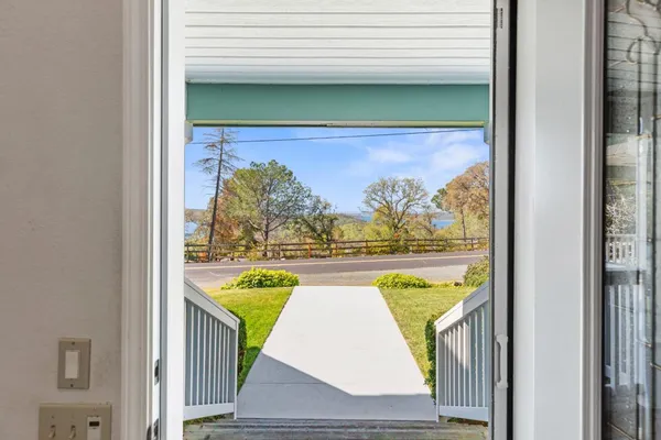 $849,000 | 5699 Arbolada Drive, La Grange, CA 95329