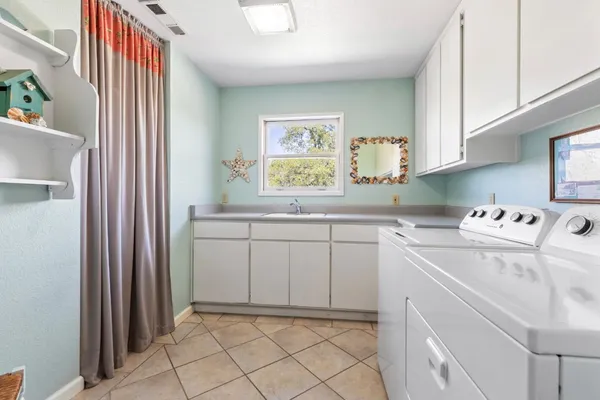 $849,000 | 5699 Arbolada Drive, La Grange, CA 95329