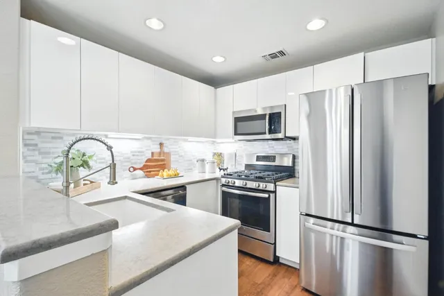 $899,000 | 546 Marble Arch Avenue, San Jose, CA 95136