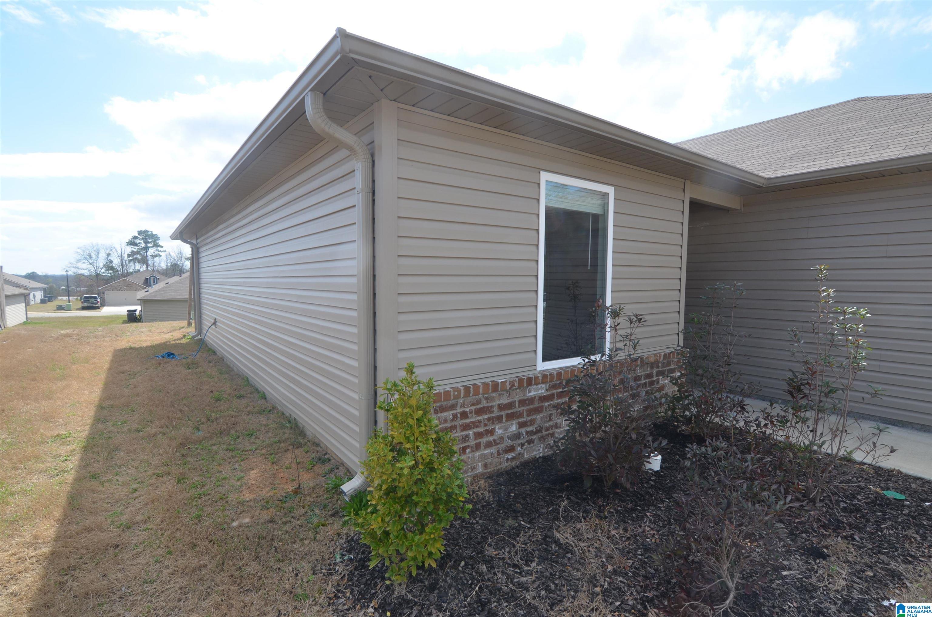 283 Amber Avenue Calera, AL 35040 - Photo 6 of 55