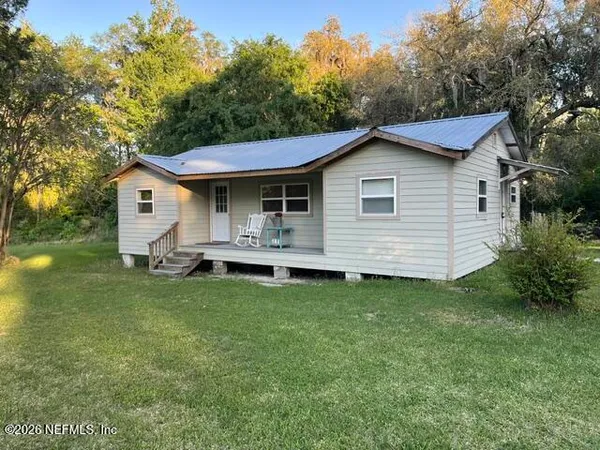 $1,100 | 19945 Northwest Co Road 235, Lake Butler, FL 32054