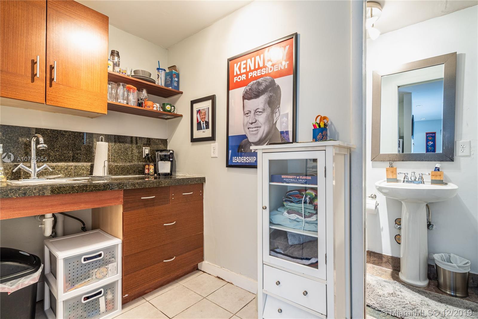 6342 Southwest 23rd Street Miami, FL 33155 - Photo 28 of 37 1/1 in law suite
