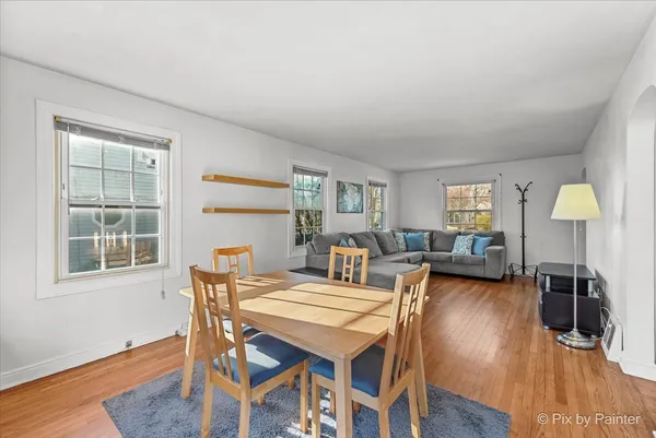 $309,900 | 375 South Edison Avenue, Elgin, IL 60123