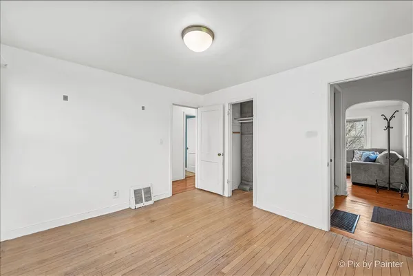 $309,900 | 375 South Edison Avenue, Elgin, IL 60123